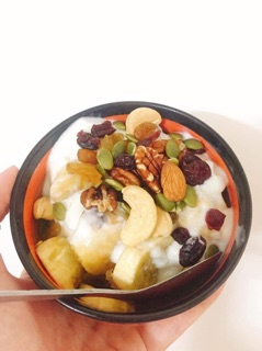 Hạt và hoa quả sấy khô Fruity Nuts