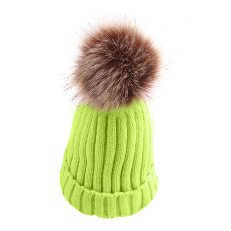 Mũ Beanie Dệt Kim Màu Trơn Gắn Quả Bông Lông Xù Thời Trang Mùa Đông Cho Nữ