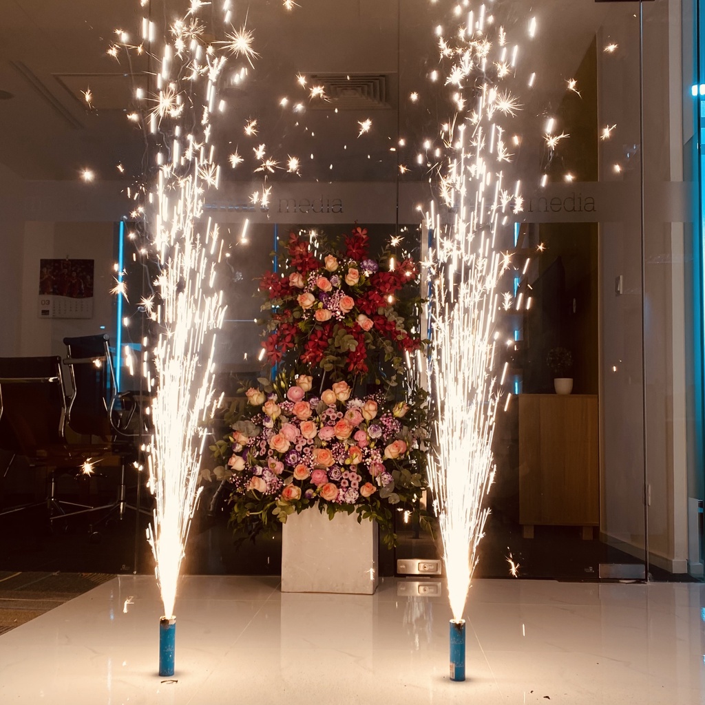 PHÁO HOA ỐNG PHUN NƯỚC THÁC BẠC, TẾT, TIỆC, KHAI TRƯƠNG, SINH NHẬT, PHUN TỐI ĐA 3M KIỂU ĐỐT NGOÀI TRỜI Z121, SO CUTE