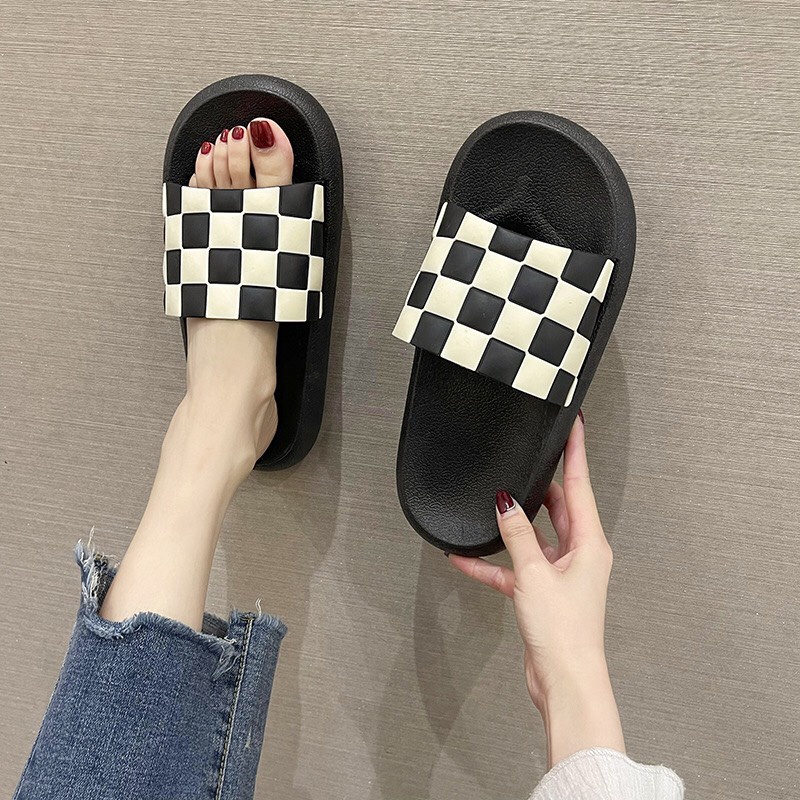 Dép lê nữ quai ngang họa tiết kẻ caro full size ⭐️SIÊU HOT ⭐️ siêu êm đế bánh mỳ mẫu mới nhất MSP1601CR