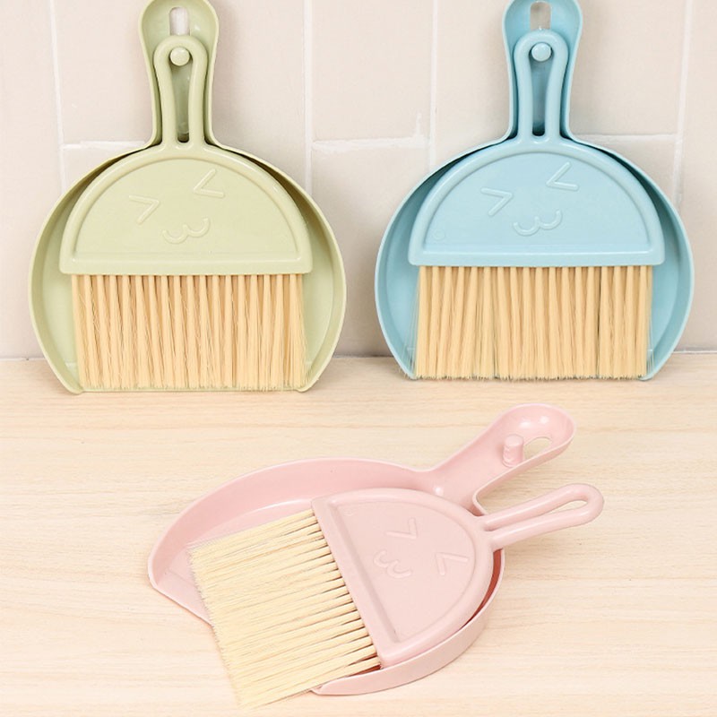 Bộ chổi và đồ hốt rác mini, vệ sinh bàn phím máy tính, nhỏ gọn tiện lợi cho dân văn phòng