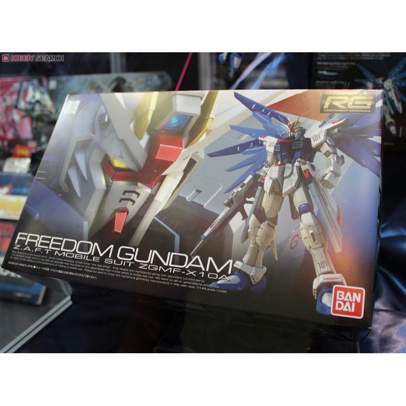 Mô Hình Lắp Ráp RG 1/144 ZGMF-X10A Freedom Gundam