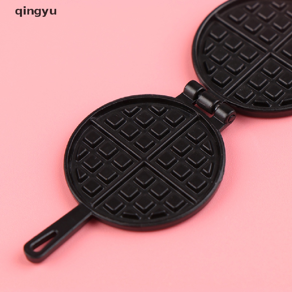 qingyu 1:12 Miniature Dollhouse Waffle mould Kitchen Dessert Food PLI