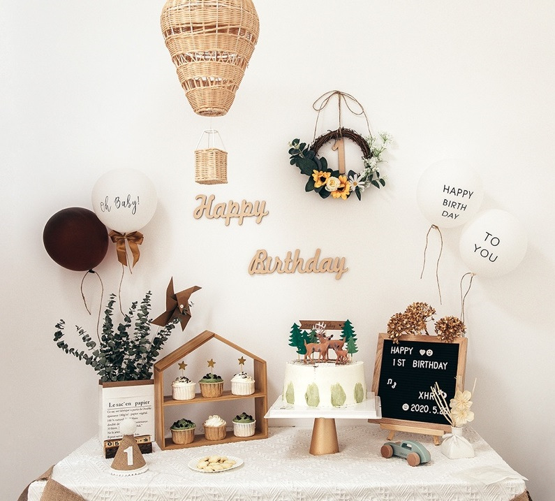 Phụ Kiện Treo Trang Trí Tiệc Sinh Nhật Bằng Gỗ In Chữ One Year