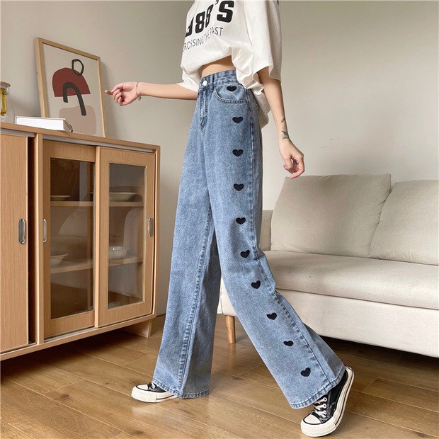 Quần Jean Nữ Ống Rộng Chất Bò Kèm Hoạ Tiết TRÁI TIM, Quần Ống Rộng Màu Xanh Form Dài 98CM - 525