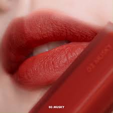 Son kem lì Roomaand Blur Fudge Tint màu #03 Musky, #04 Rawood