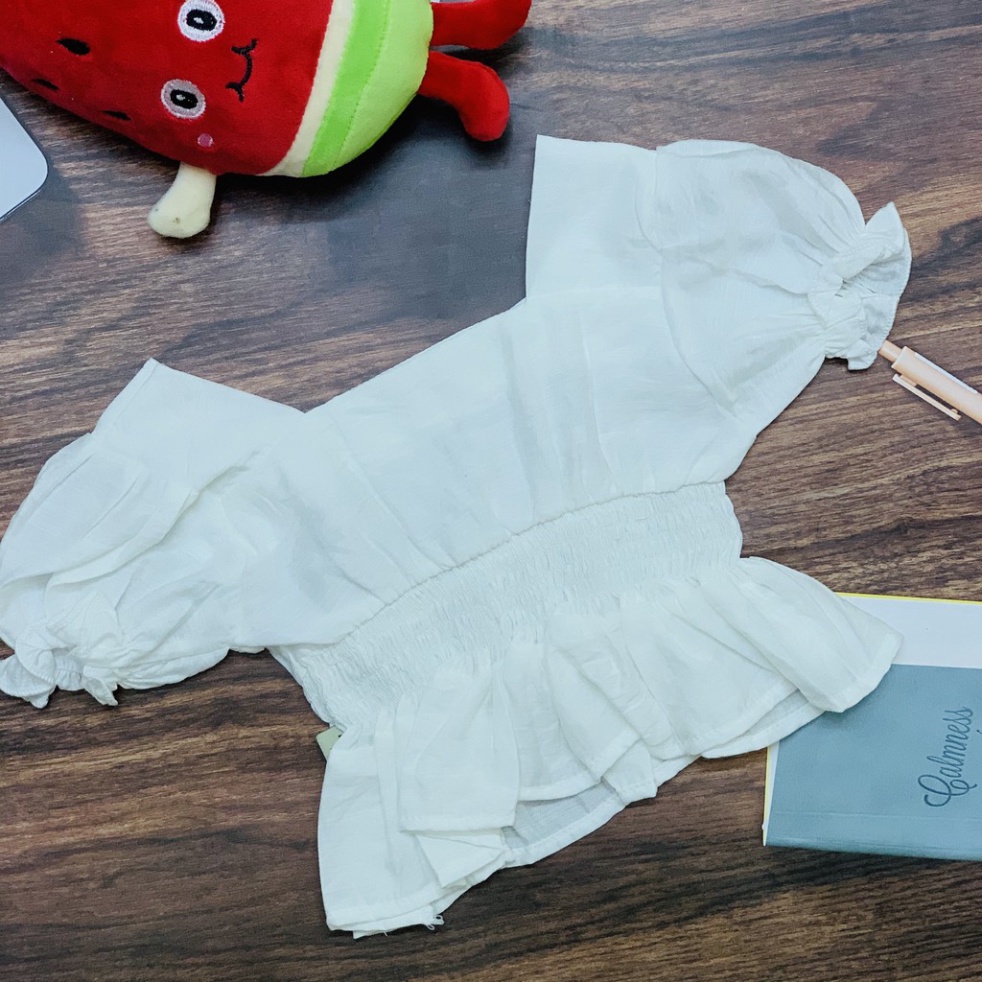 Áo sơ mi croptop trắng cổ vuông tay phồng điệu đà bé gái