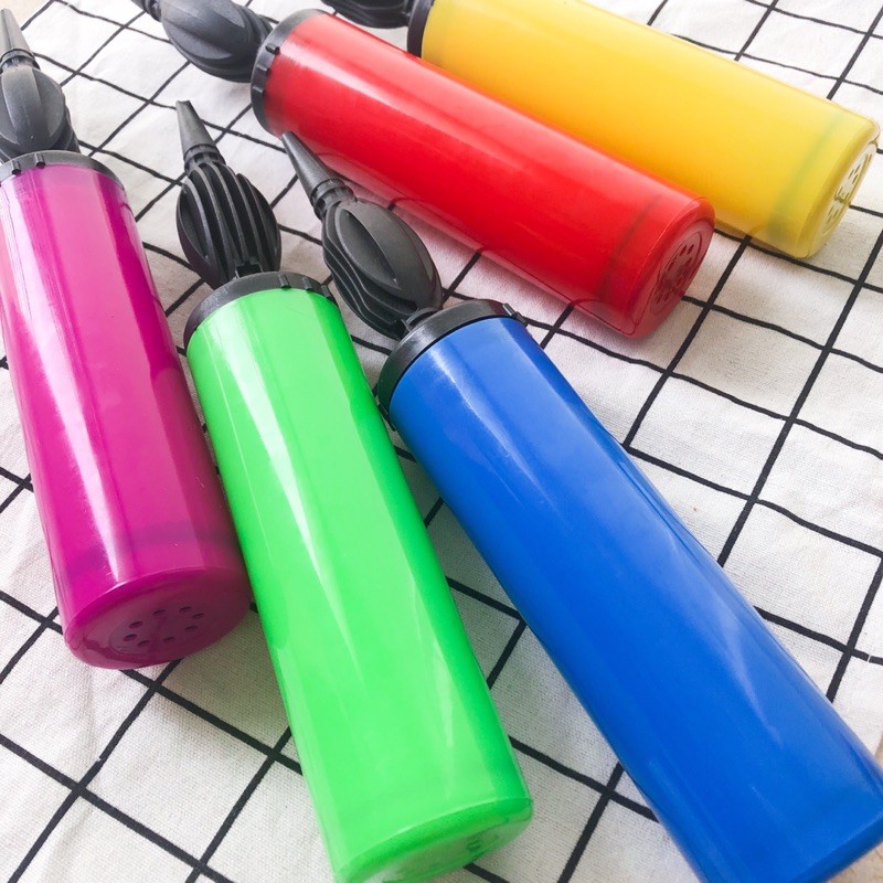 Bơm bóng cầm tay 28cm màu sắc cơ bản