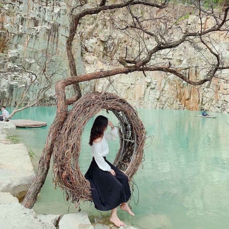 Chân váy xếp ly Thái Lan