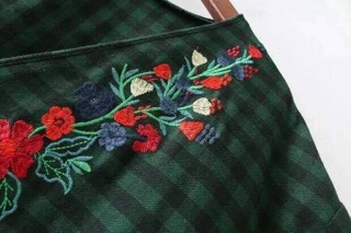 Váy zara xanh lá high low