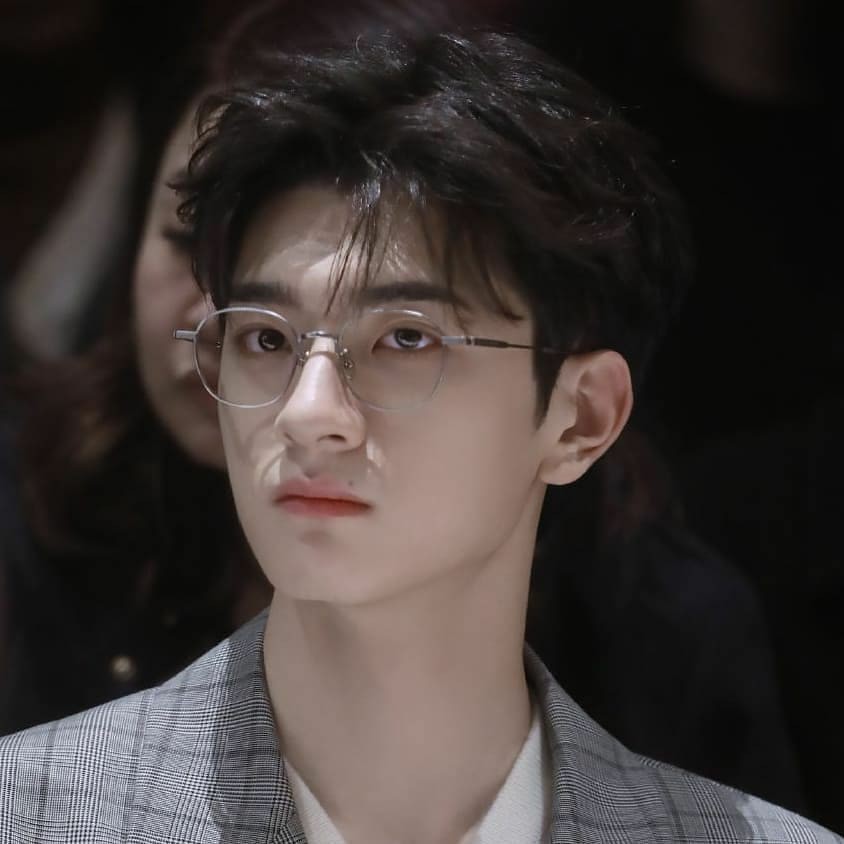 Gọng Kính Cận Titanium Unisex Hot trend Cao Cấp Fullbox (WHGM-50) - Wanna Hang Bảo Hành 6 Tháng | BigBuy360 - bigbuy360.vn