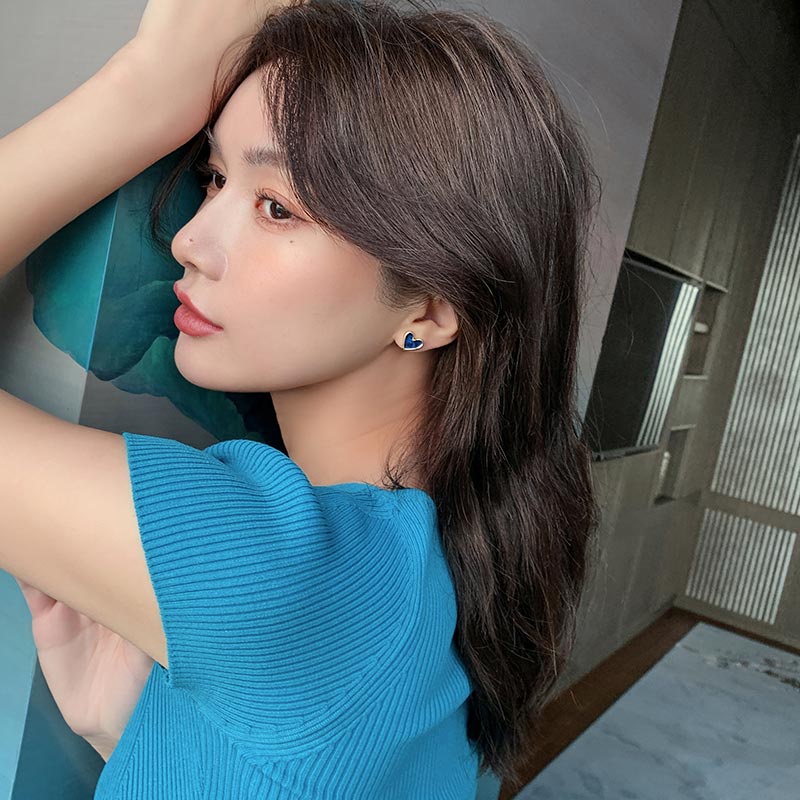 Hoa Tai Hình Trái Tim Màu Xanh Dương Cho Nữ