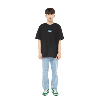 Áo thun UNDER Higher Tee (Đen) - UTS010A