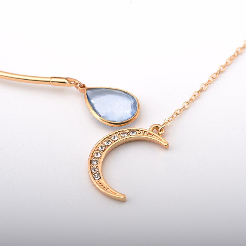 Simple Stone Moon Short Pendant For Women