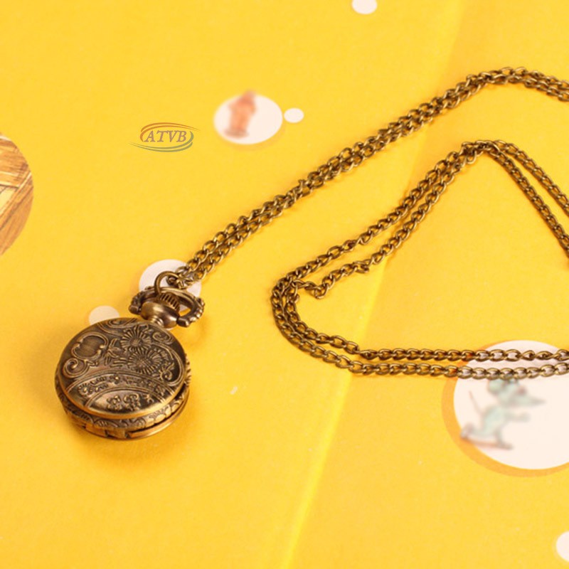 Đồng hồ quả quýt chạm khắc hình hoa sen phong cách vintage