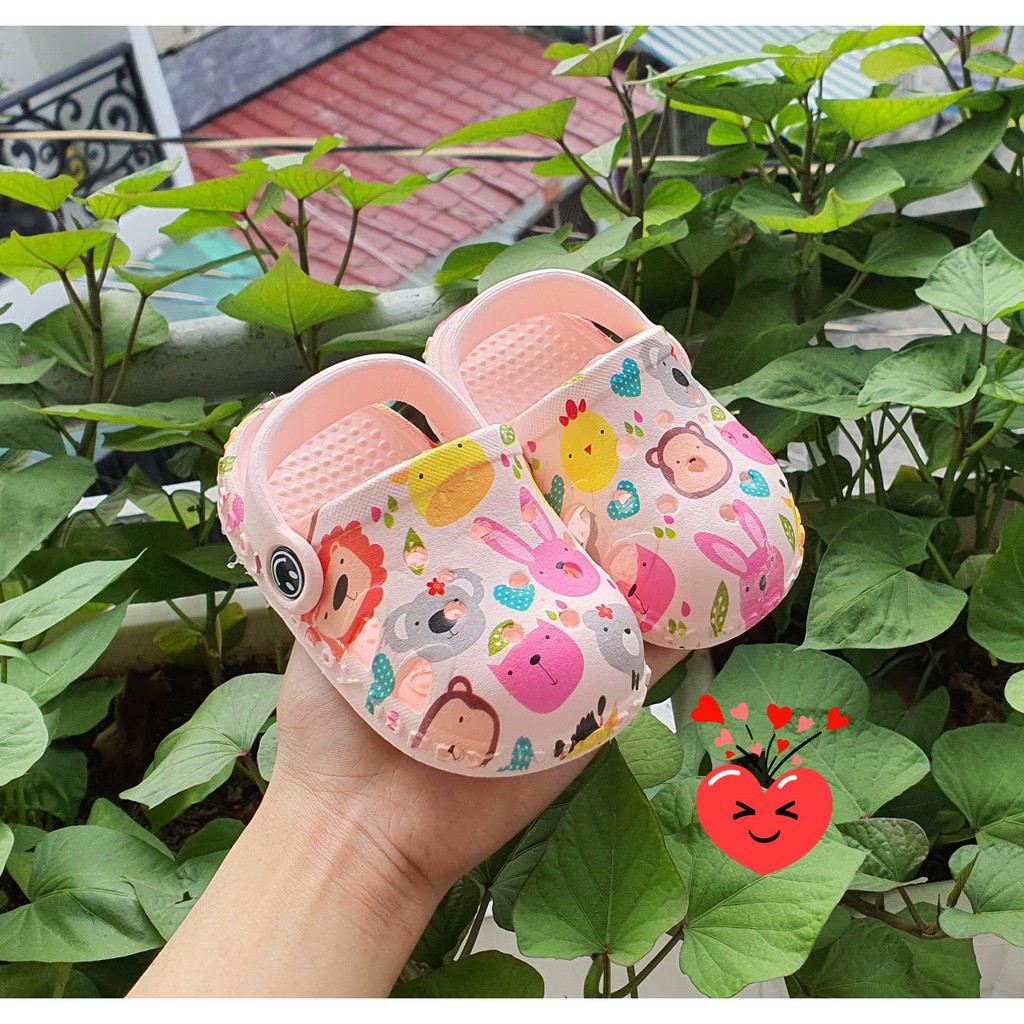 Giày sục, giày tập đi cute cho em bé điệu tết 2021 đáng yêu