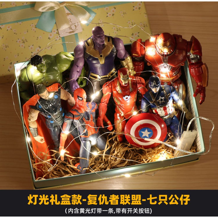 Bán trước▼Iron Man Mô hình Anime làm bằng tay Spiderman Doll Đồ chơi trẻ em Quà tặng sinh nhật cho Bé trai 6 tuổi