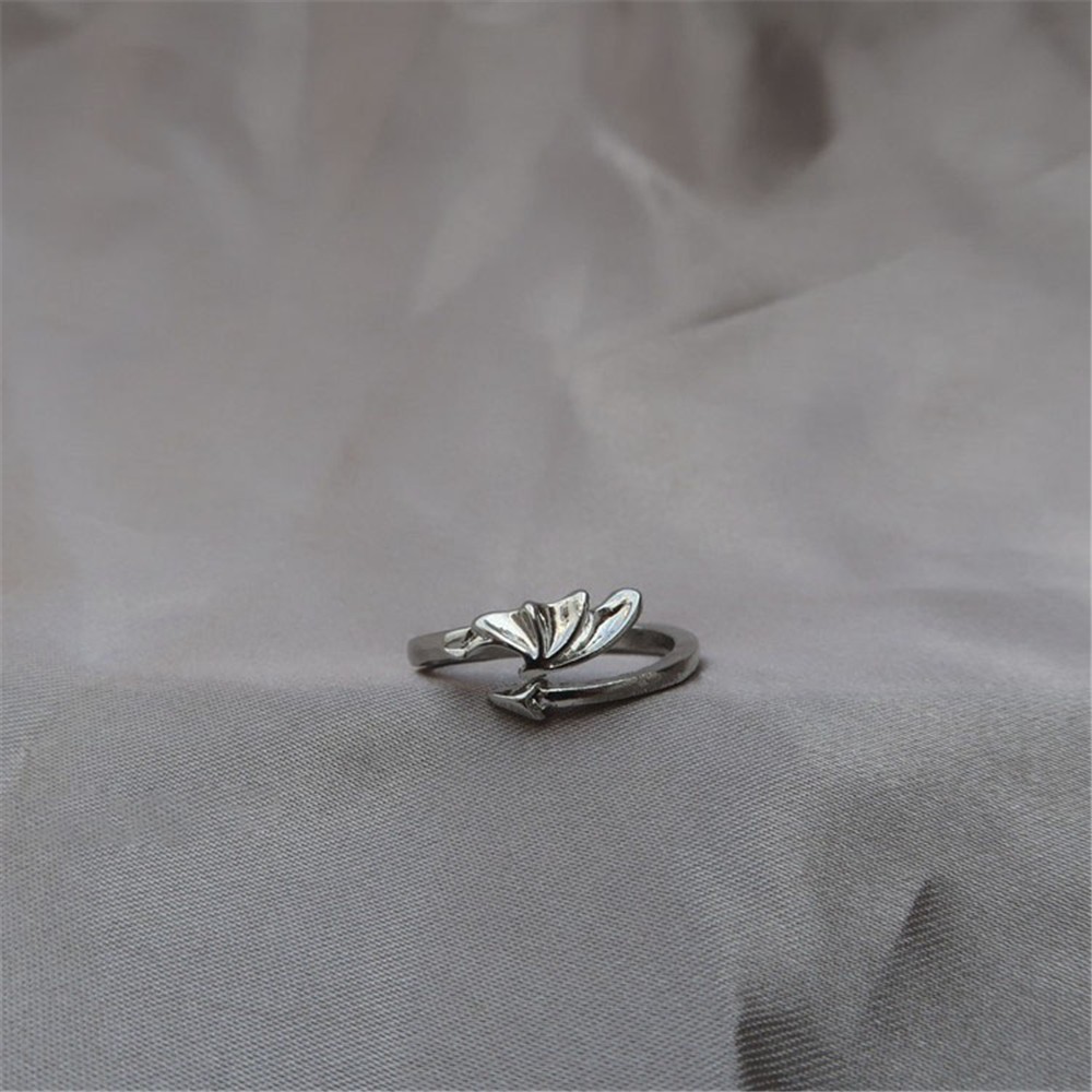 Nhẫn đôi khắc hình cánh thiên thần phong cách gothic