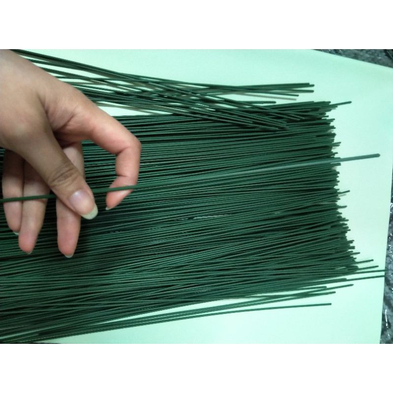 Cành kẽm bọc nhựa làm thân hoa sáp, hoa giấy 40cm
