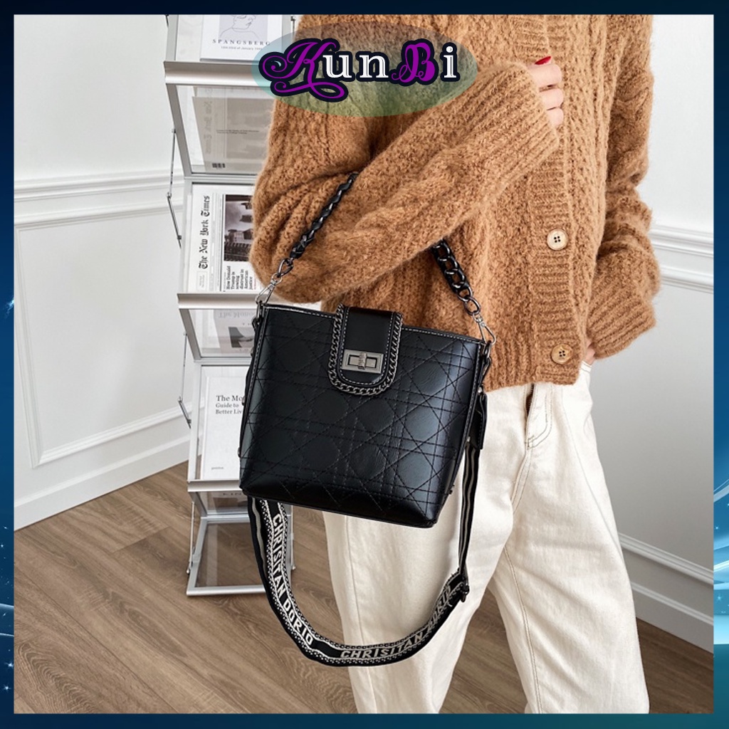 Túi xách nữ công sở đeo chéo đeo vai xách tay viền xích đẹp đi chơi thời trang cao cấp giá rẻ KB015