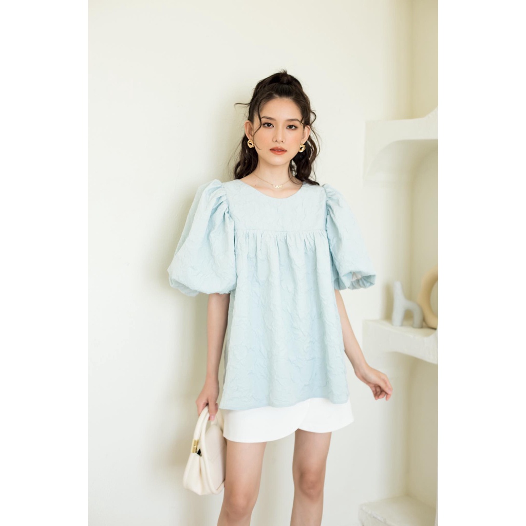 GOÛT DE JUN - Áo babydoll tay bồng thắt nơ sau - Royie Top