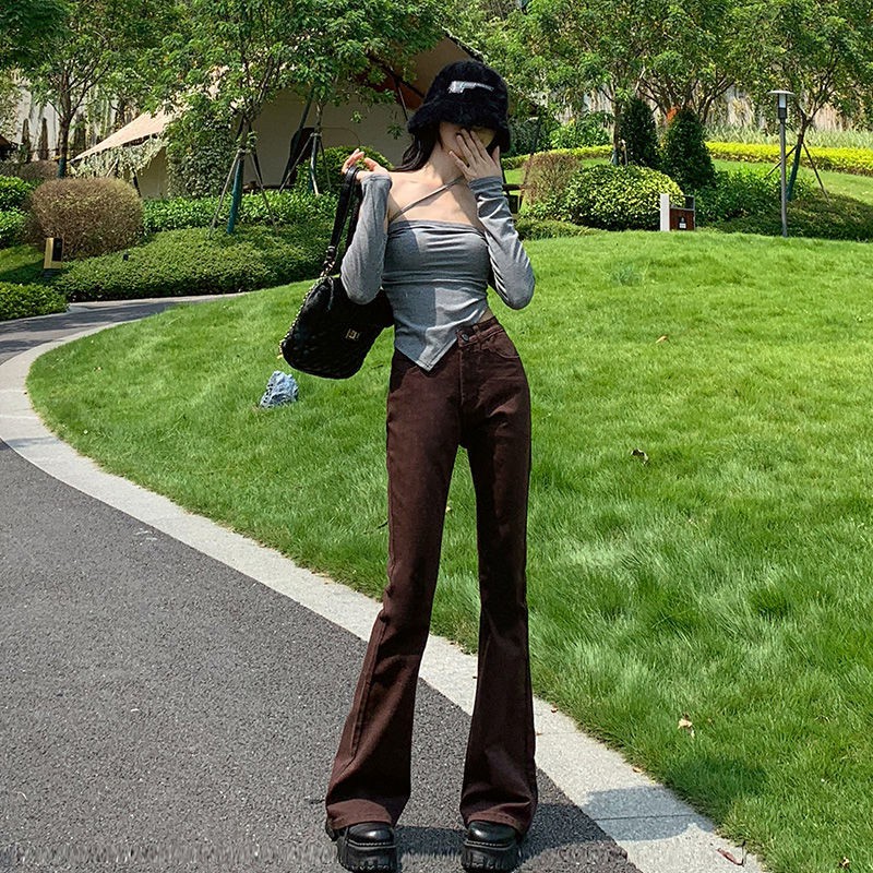 Quần jean ống loe lưng cao dáng ôm phong cách retro mới cho nữ 2021