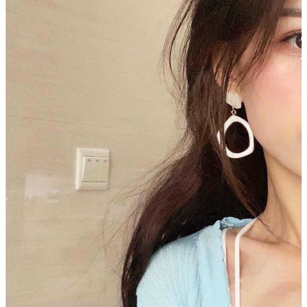 Bông Tai Mạ Bạc 925 Hình Tròn Bất Đối Xứng Phong Cách Hàn Quốc Thời Trang