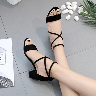 Giày sandal cao gót vuông 7p quai ngang chéo gót dây tròn