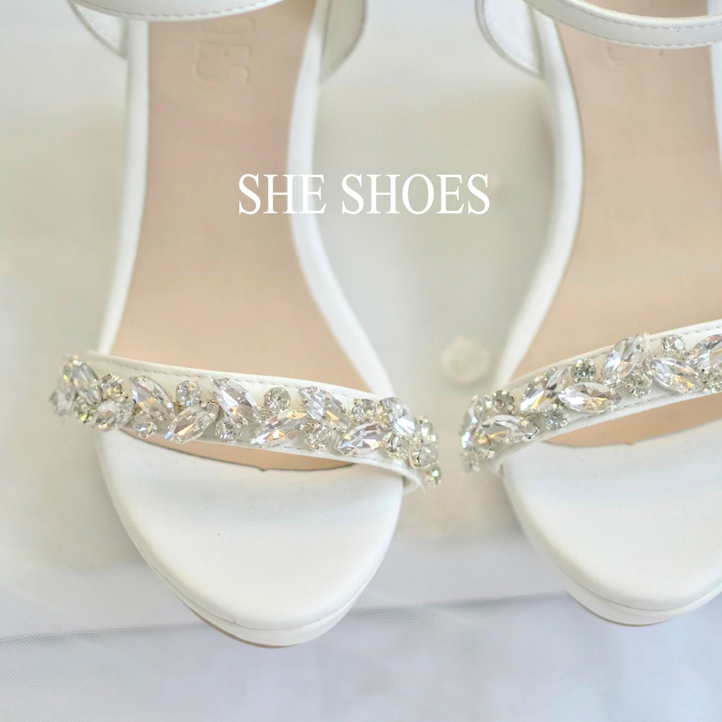 SANDAL XUỒNG TRẮNG,  sandal nữ quai ngang đá chiếc lá - độc quyền bởi SHE SHOES