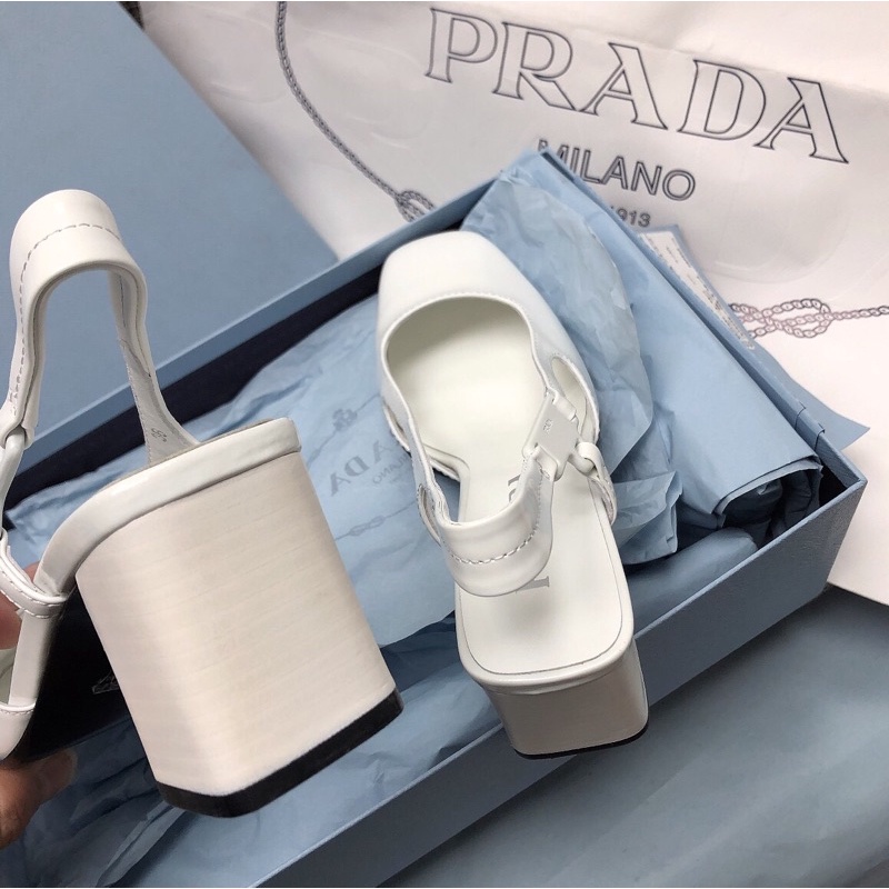 Giày da cao cấp mũi vuông gót cao 8cm da thật thương hiệu Prada 2022 có 2 màu màu trơn