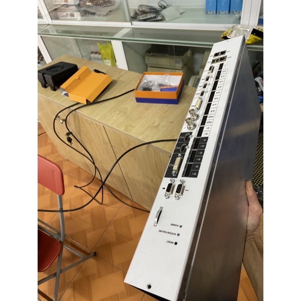 Thiết bị đầu cuối hội nghị truyền hình Cisco SX80