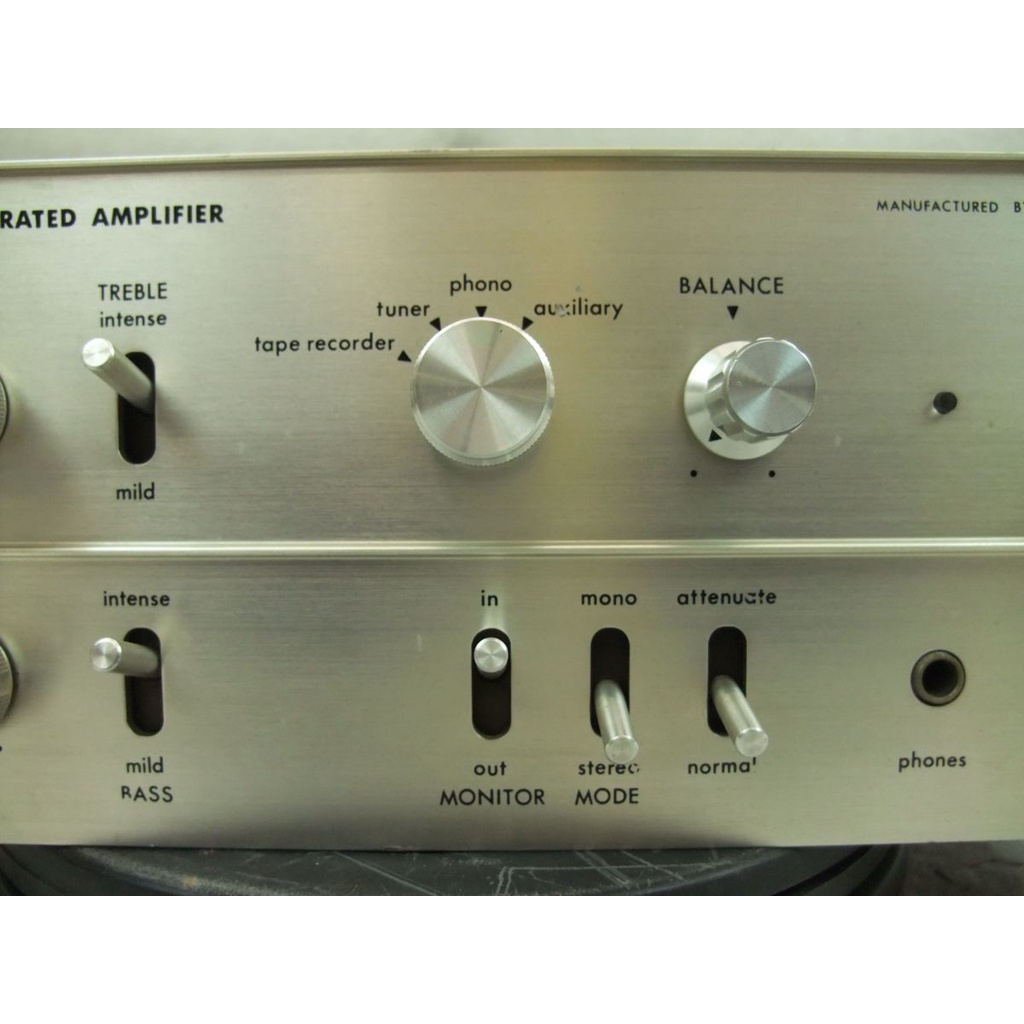 Amply nội địa 7 Luxman 707 bh 3 tháng giá 5 triệu .00 bh 3 tháng giá 5tr