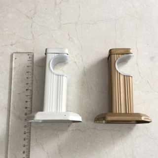 (sale sốc lấy 5*)  Đầu bịt trụ rèm+trụ đỡ  phi 32