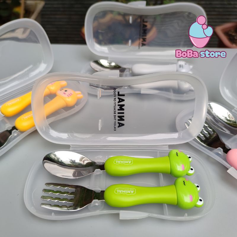 Thìa nĩa/ Muỗng nĩa cho bé ăn dặm ANIMALS kèm hộp tại BoBa store