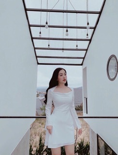 ĐẦM TRẮNG XOÈ TAY LOE