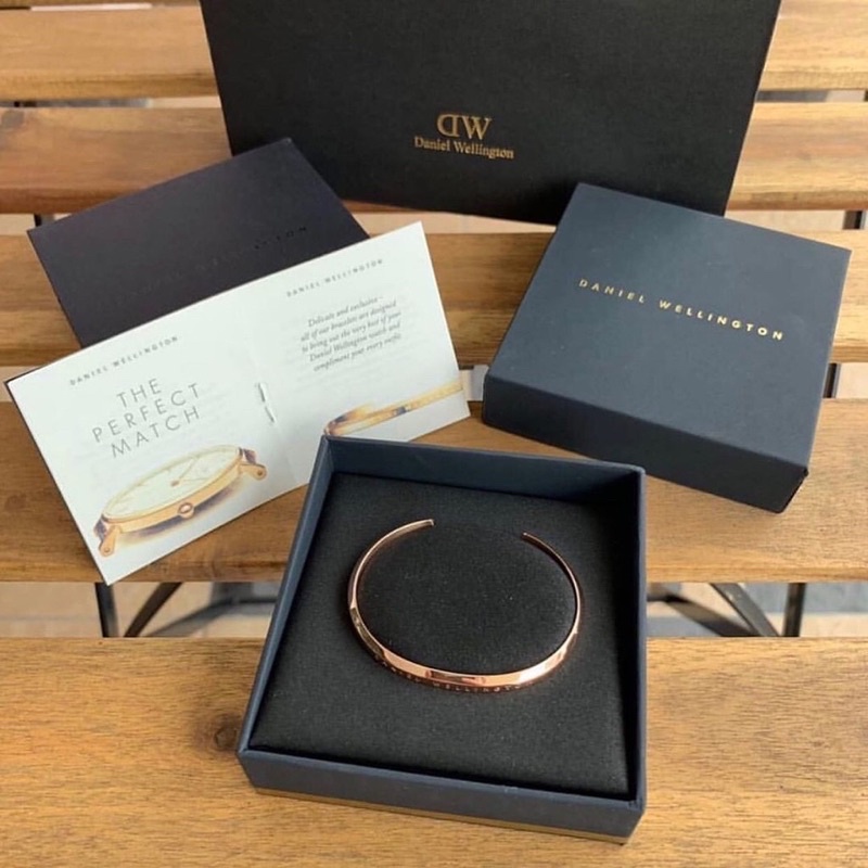 Vòng tay Daniel Wellington CLASSIC BRACELET - lắc tay titan cặp đôi -khắc tên theo yêu cầu