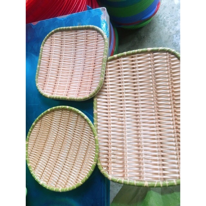 Đĩa nhựa giả mây loại 25cm và 30cm