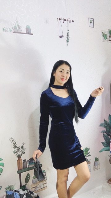 Đầm nhung body tạo khoá đùi