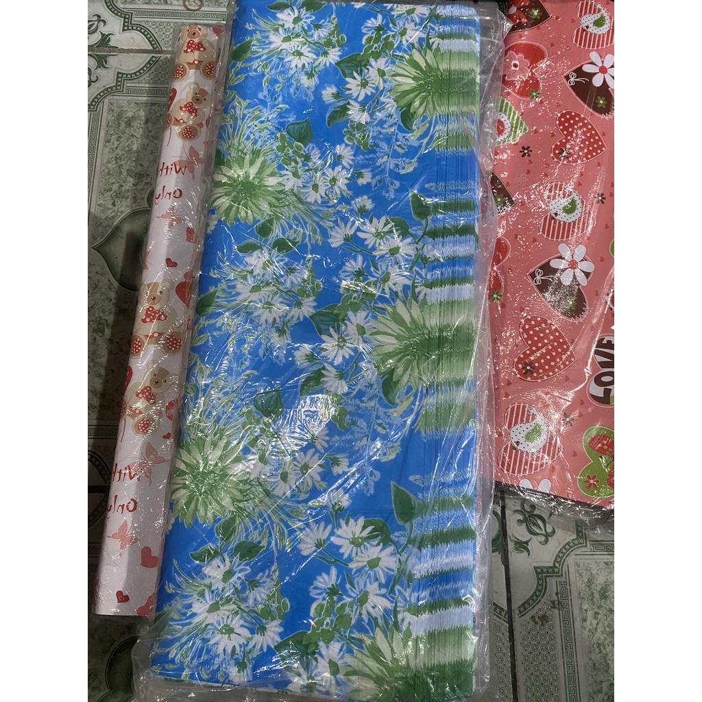 Bịch 100 Tờ Giấy Gói Quà Khổ 50x50cm Đẹp giao mẫu ngẫu nhiên