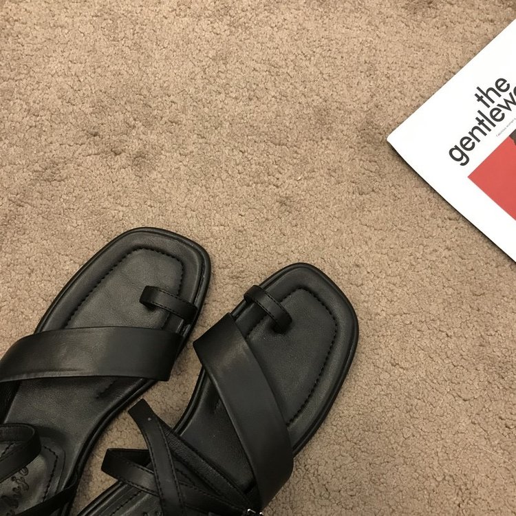 [ Mã 66CBSALE giảm 30K đơn 200K] Sandal Kẻ Nâu Xăng đan Đế Bằng Mũi Vuông Thời Trang Dành Cho Nữ | BigBuy360 - bigbuy360.vn