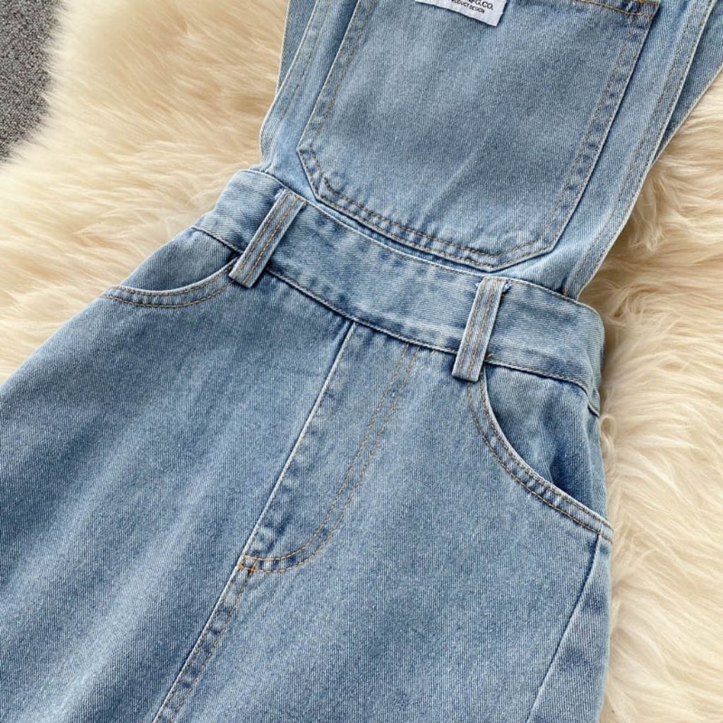 Váy yếm jean nữ xẻ tà dáng dài cao cấp phong cách Hàn Quốc