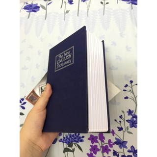 Két Sắt Mini Ngụy Trang Quyển Sách ( Giao màu ngẫu nhiên)