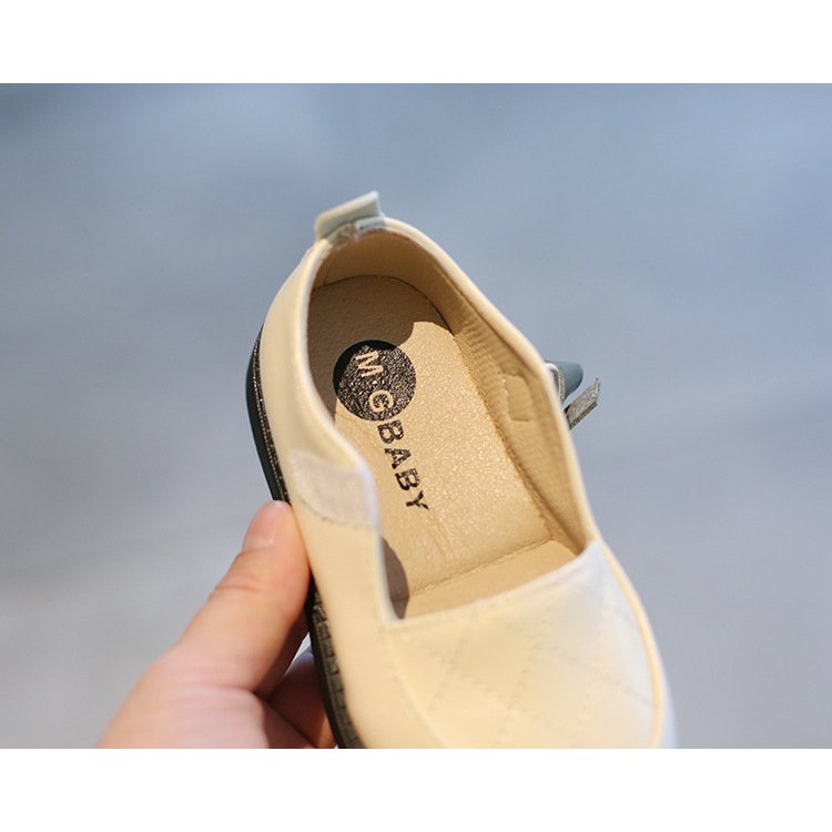 Giày búp bê bé gái da quai ngang dán hình nơ xinh xắn, đế mềm chống trượt bé đi không đau chân MG BABY v855