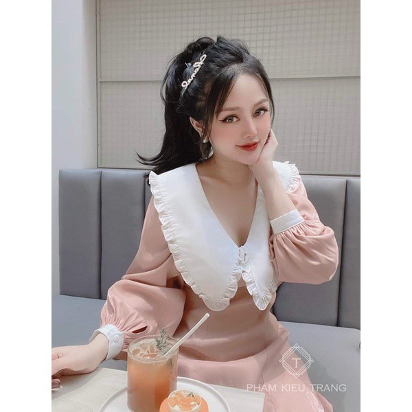 Đầm suông tay dài cổ bèo trắng đơn giản thanh lịch