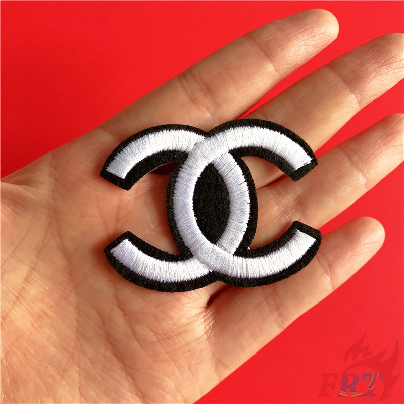 Miếng vá ủi hình logo thời trang tiện lợi