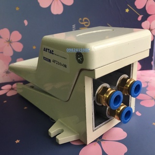 Bàn đạp chân khí nén AirTAc 4F210-08 (Bàn đạp hơi 5/2 ,ren 13 mm)