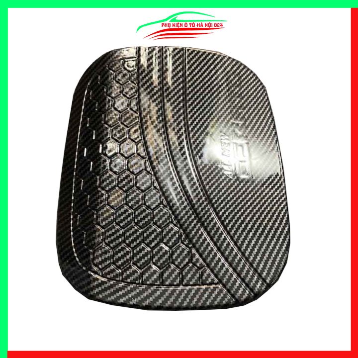 Ốp nắp xăng Cerato 2019-2023 vân cacbon bảo vệ chống trầy trang trí ô tô