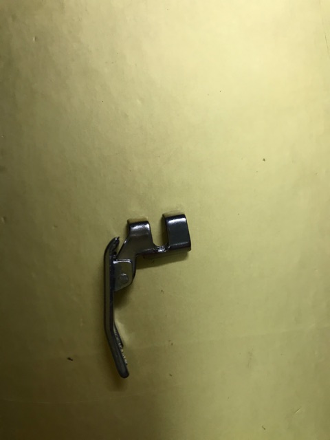 Chân vịt máy may gia đình sắt , chân vịt máy may gia đình