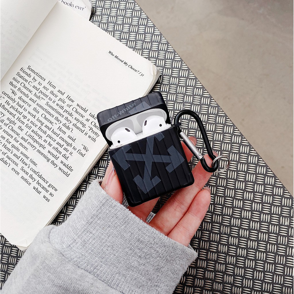 Vỏ bảo vệ hộp sạc tai nghe bluetooth in logo Off White đen đơn giản thích hợp cho Airpods Pro
