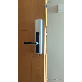 Khóa cửa vân tay Dessmann S510